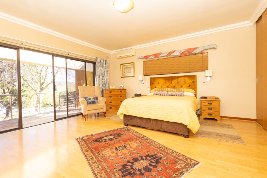 4 Bedroom Property for Sale in Kenridge Heights Western Cape